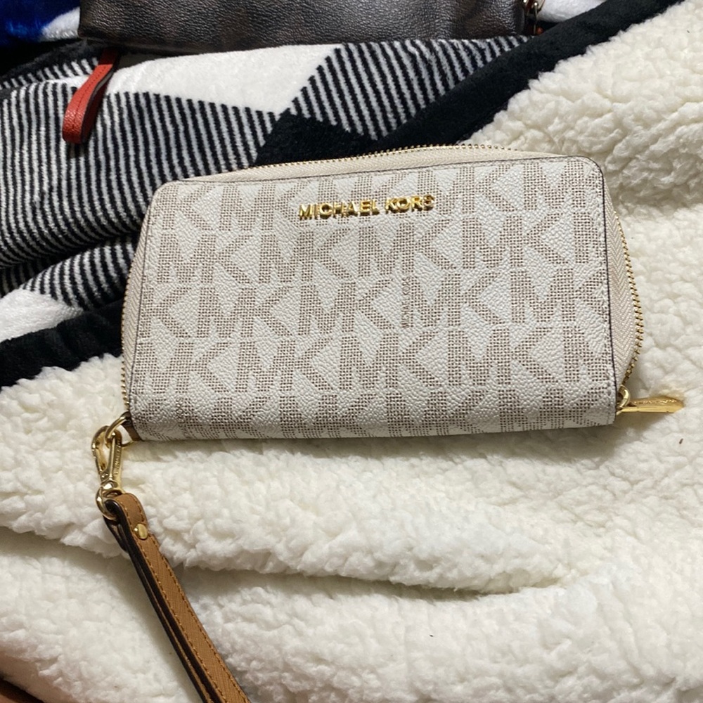 MK